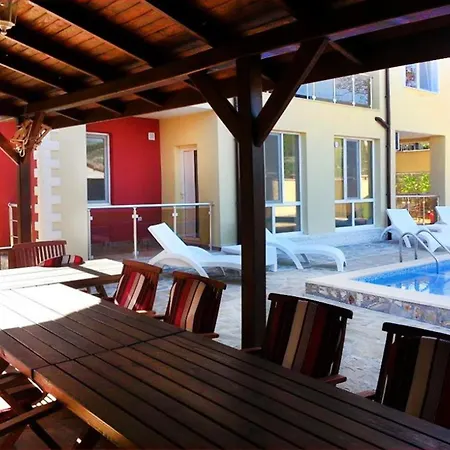 Apartment Deluxe Poolview Maisonette Paris In Panoramic Roof Complex